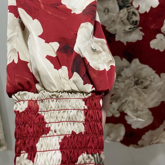 Suzy Shier Printed blouse - Picture 2 of 3